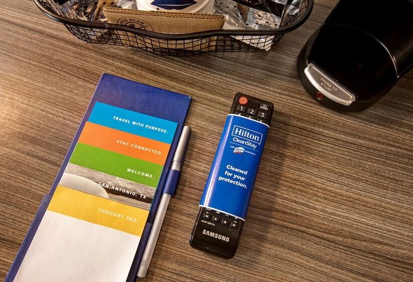 Номер Стандарт Адаптированный для Инвалидов, Hampton Inn Altoona