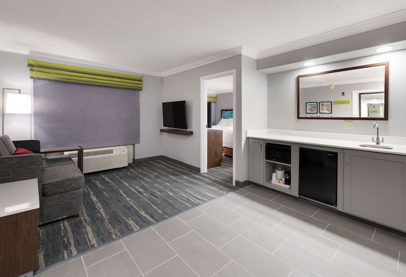 Люкс, Hampton Inn & Suites Chicago/hoffman Estates