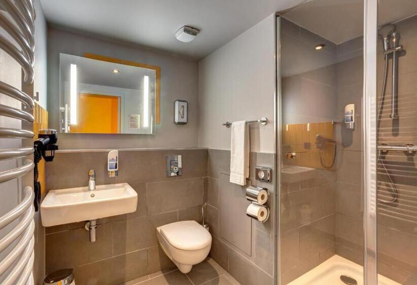 Семейный Номер, Meininger Hotel Lyon Centre Berthelot