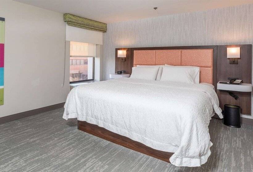 Люкс, Hampton Inn Williamsportdowntown
