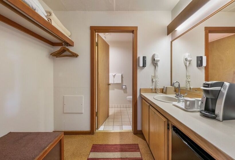 Студия Deluxe, Harbor Lite Lodge