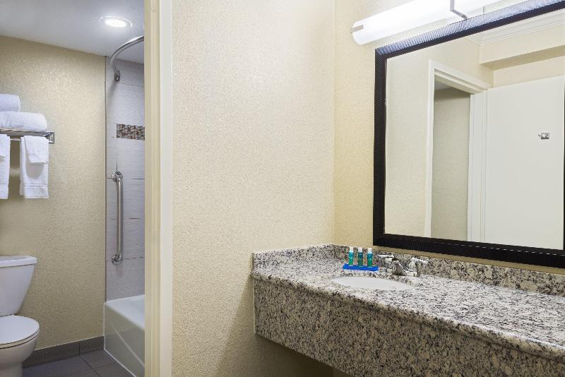 스탠다드 룸, Holiday Inn Express Hotel & Suites Ft. Lauderdale Plantation, An Ihg