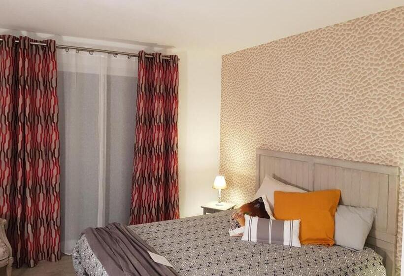 اتاق سوپریور, La Villa 13&15