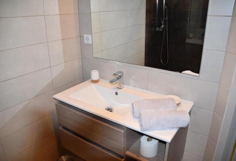 اتاق سوپریور, La Villa 13&15