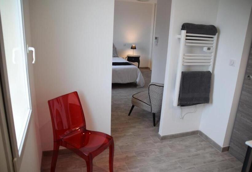 اتاق استاندارد, La Villa 13&15