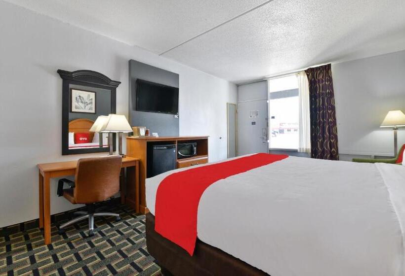 스탠다드 룸 킹사이즈 침대, Lake Park Inn Express