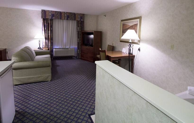 سوییت لوکس, Miles City Hotel & Suites
