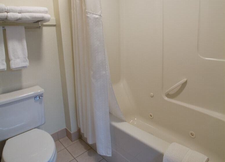سوییت لوکس, Miles City Hotel & Suites