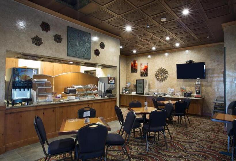 اتاق لوکس, Miles City Hotel & Suites