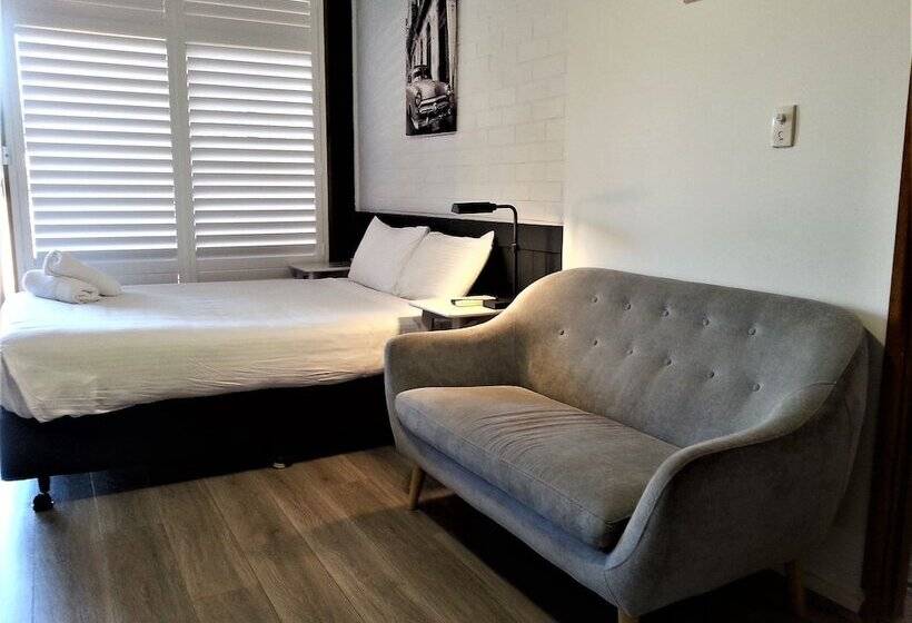 Номер Стандарт, Kurri Motor Inn