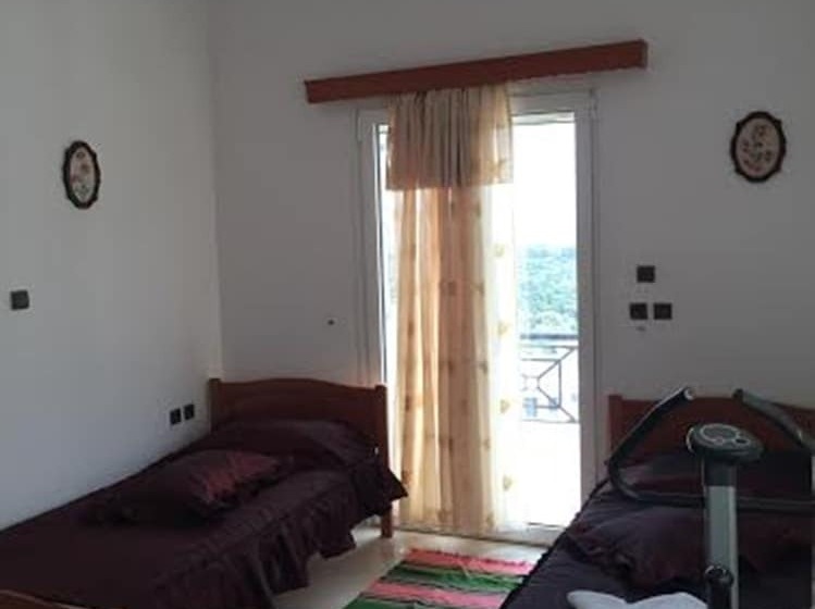 Семейные Апартаменты, Kavousanos Apartments