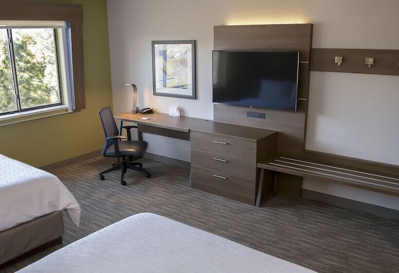 スイート, Holiday Inn Express & Suites Colorado Springs North, An Ihg