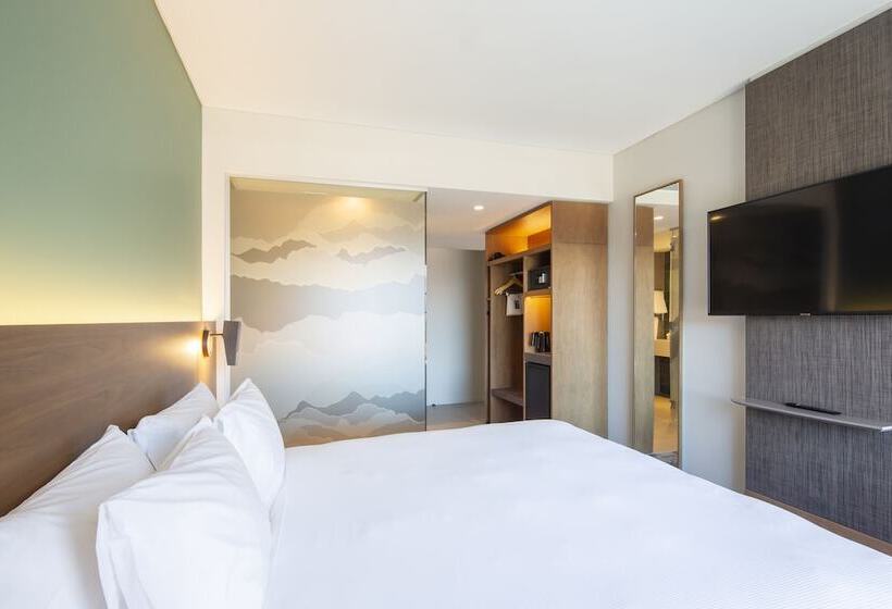 스탠다드 룸, Holiday Inn Express & Suites Queenstown, An Ihg