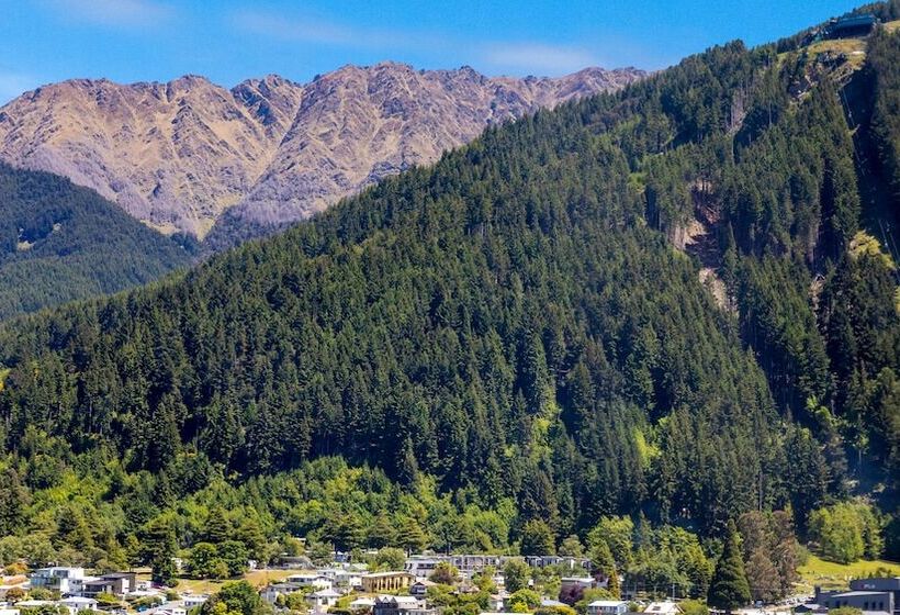 스탠다드 룸 더블 침대 2개, Holiday Inn Express & Suites Queenstown, An Ihg