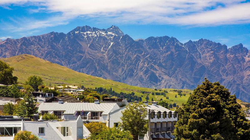 스탠다드 룸 킹사이즈 침대, Holiday Inn Express & Suites Queenstown, An Ihg