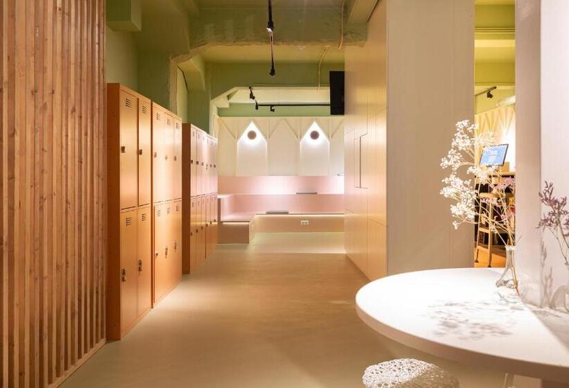 디럭스 룸 도시 전망, Pink Flamingo Boutique Hostel
