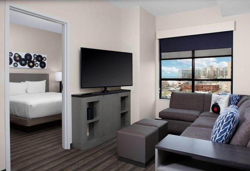 Lakosztály, Hyatt House Nashville Downtown Convention Center