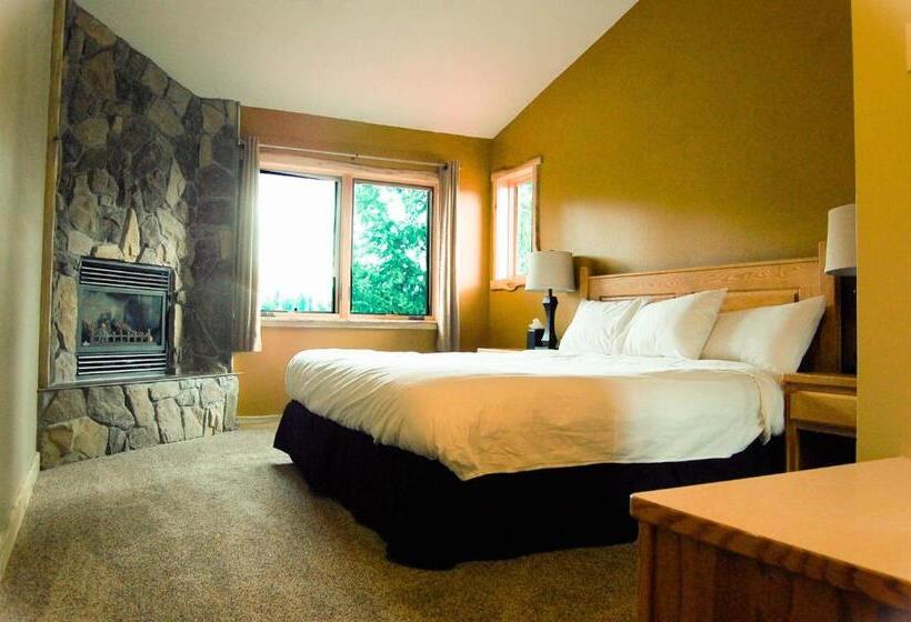 キングサイズベッドのスタンダードルーム, Arrowhead Mountain Lodge