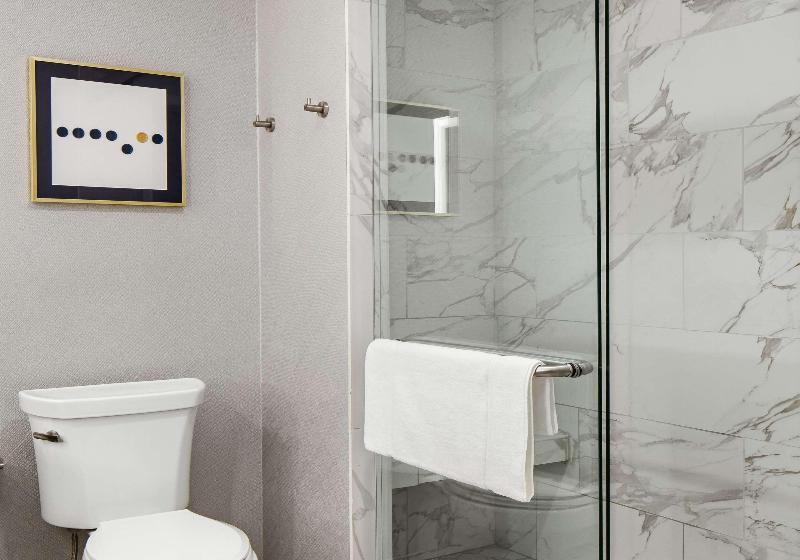 اتاق استاندارد با تخت بزرگ, The Sire Hotel Lexington, Tapestry Collection By Hilton