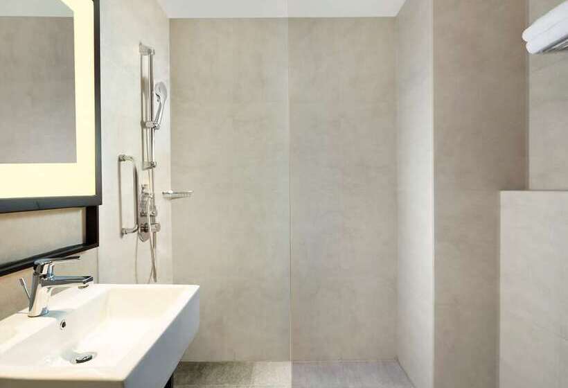 اتاق استاندارد با تخت بزرگ, The Sire Hotel Lexington, Tapestry Collection By Hilton