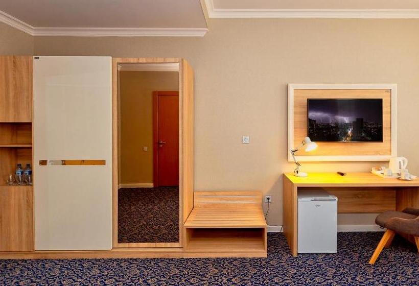 اتاق سوپریور با چشم‌انداز شهر, Golden City Hotel Baku