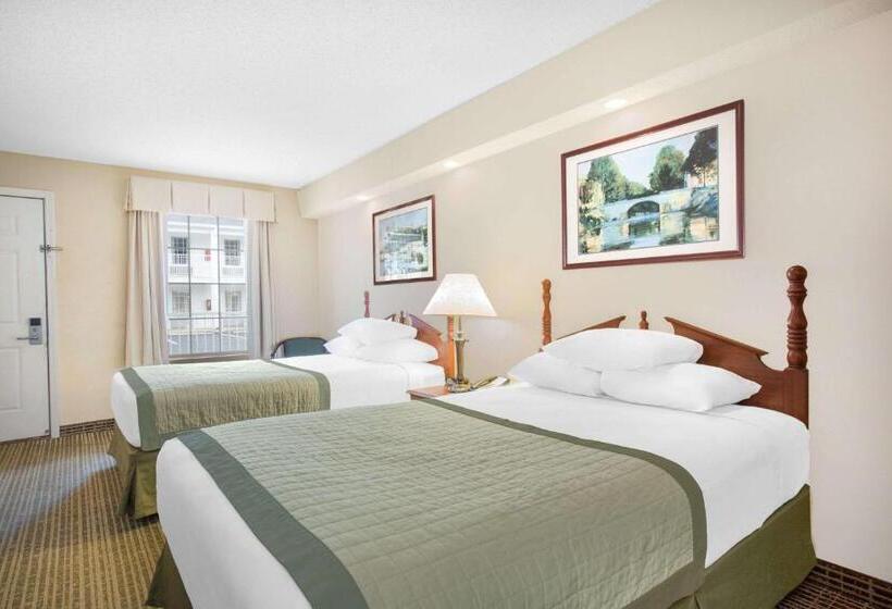 Номер Deluxe, Baymont By Wyndham Tuscaloosa