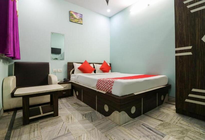 Трехместный Номер Классика, Flagship Hotel Neelkanth