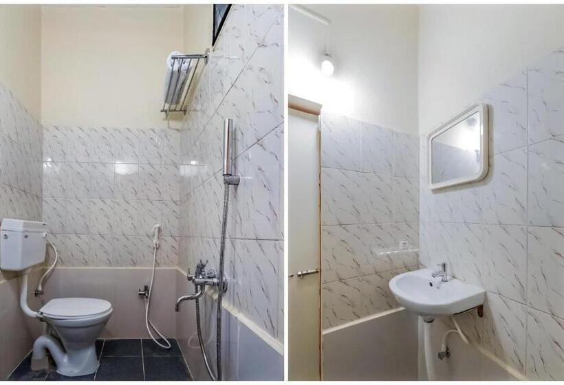 اتاق لوکس سه تخته, G P Residency By Oyo Rooms