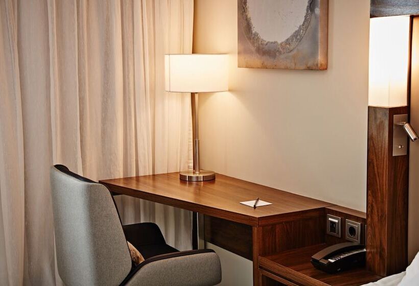 اتاق لوکس, Courtyard By Marriott Reykjavik Keflavik Airport