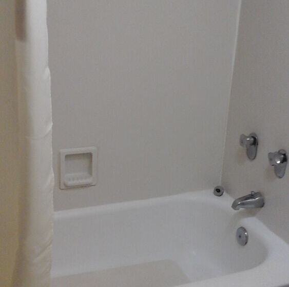 Номер Стандарт 2 Двуспальные Кровати, Knights Inn   Lithonia