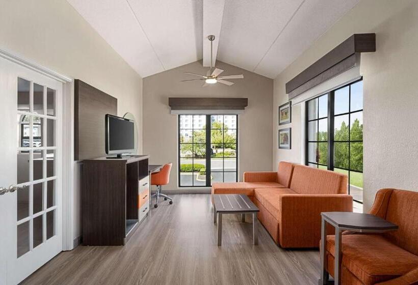سوئیت با تخت بزرگ, La Quinta Inn Lexington Horse Park