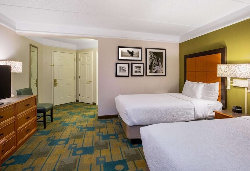 Номер Deluxe, La Quinta By Wyndham Greensboro Nc