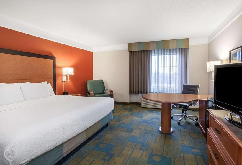 Номер Deluxe, La Quinta By Wyndham Greensboro Nc