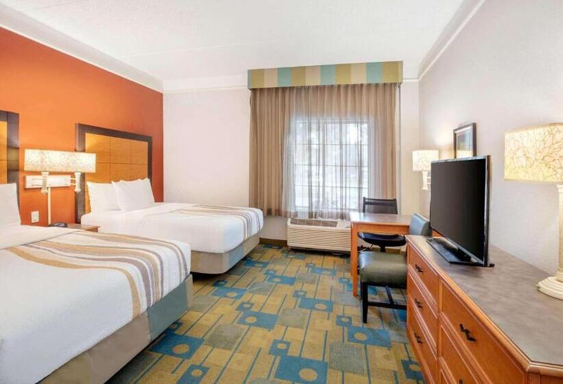 Номер Стандарт 2 Двуспальные Кровати, La Quinta Inn & Suites By Wyndham Ocala