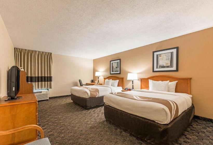 Номер Стандарт, Quality Inn & Suites