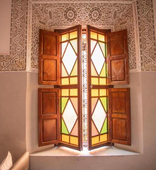 اتاق سوپریور سه تخته, Riad Aymane