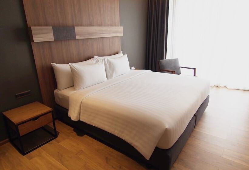 Номер Deluxe, The Teak
