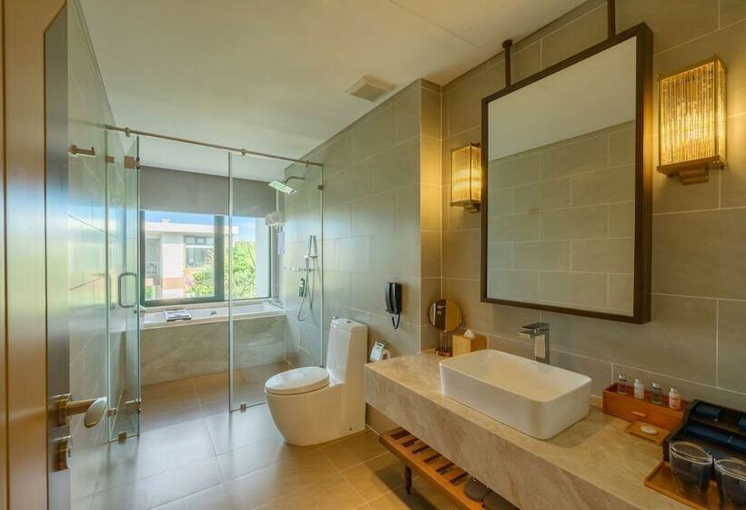 اتاق لوکس, Wyndham Grand Kn Paradise Cam Ranh