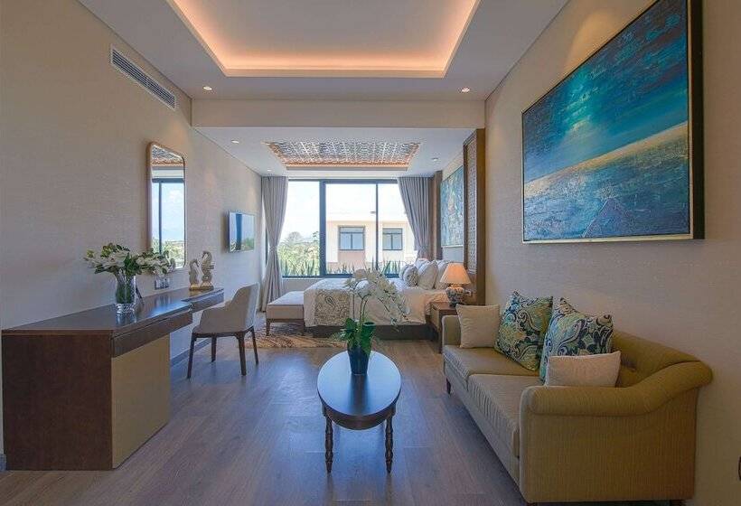 ویلای 4 خوابه, Wyndham Grand Kn Paradise Cam Ranh