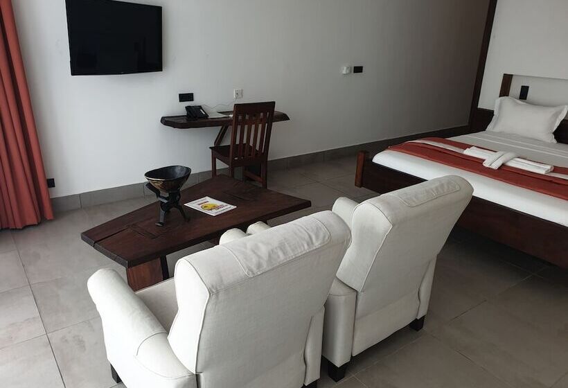 استودیوی استاندارد با چشم‌انداز دریا, Kasumai Beach Resort