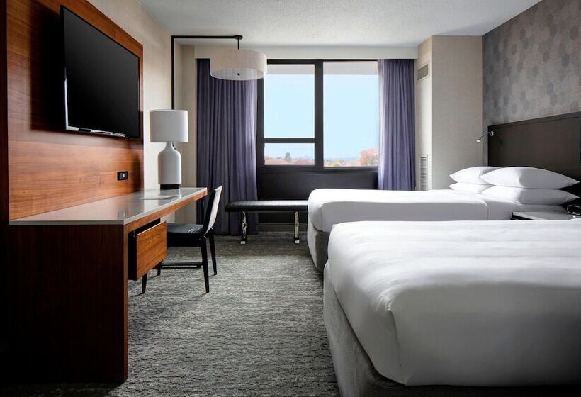 اتاق استاندارد با 2 تخت دوبل, New York Laguardia Airport Marriott