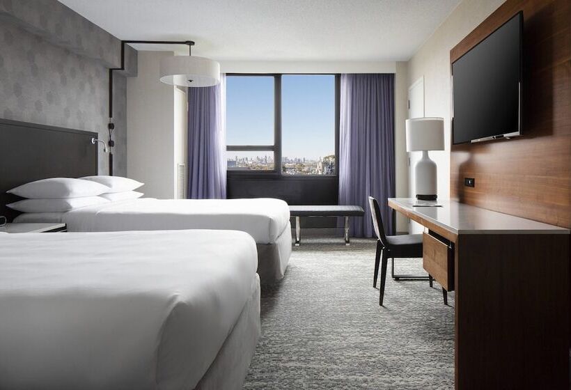 اتاق استاندارد با 2 تخت دوبل, New York Laguardia Airport Marriott
