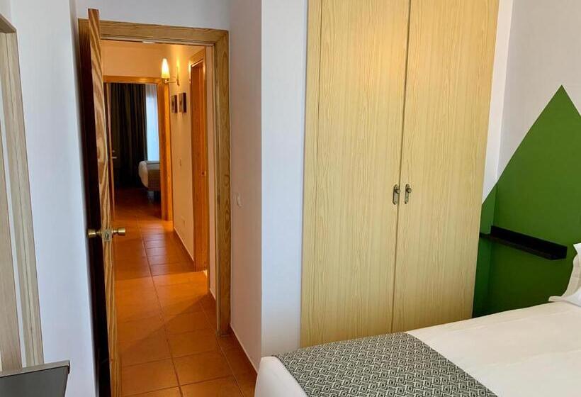 1 Bedroom Penthouse Apartment, Musher