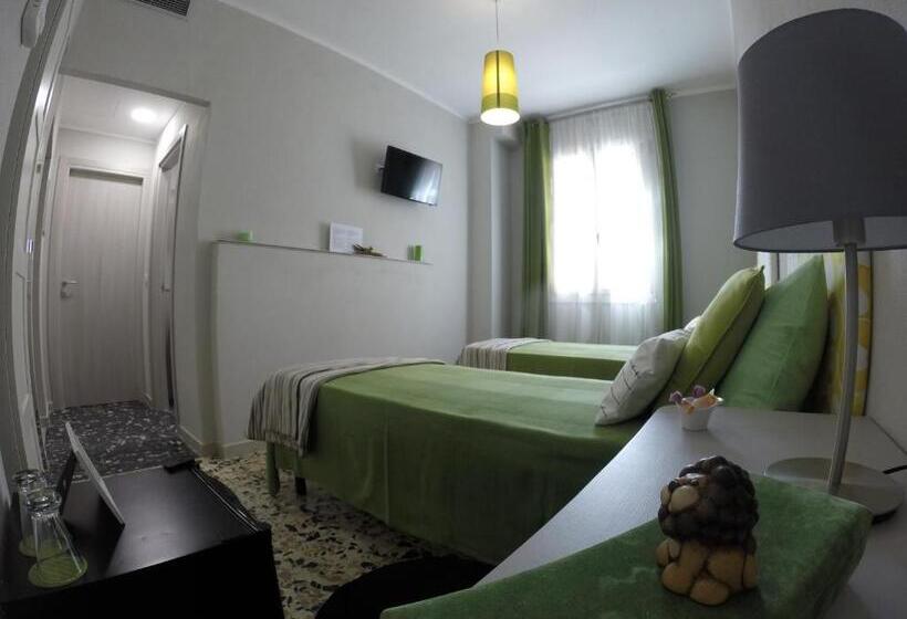 Номер Стандарт, Musica Guest House