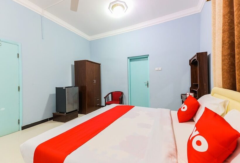 اتاق لوکس سه تخته, Ras Al Hadd Guest House