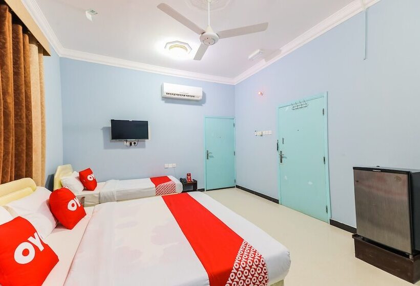 اتاق لوکس سه تخته, Ras Al Hadd Guest House