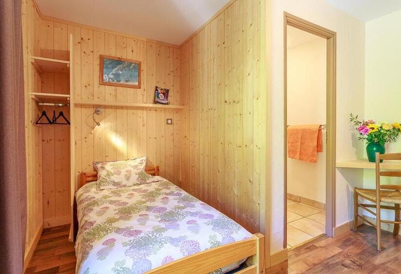 Номер Стандарт Трехместный, Gite Auberge L Herbe Tendre