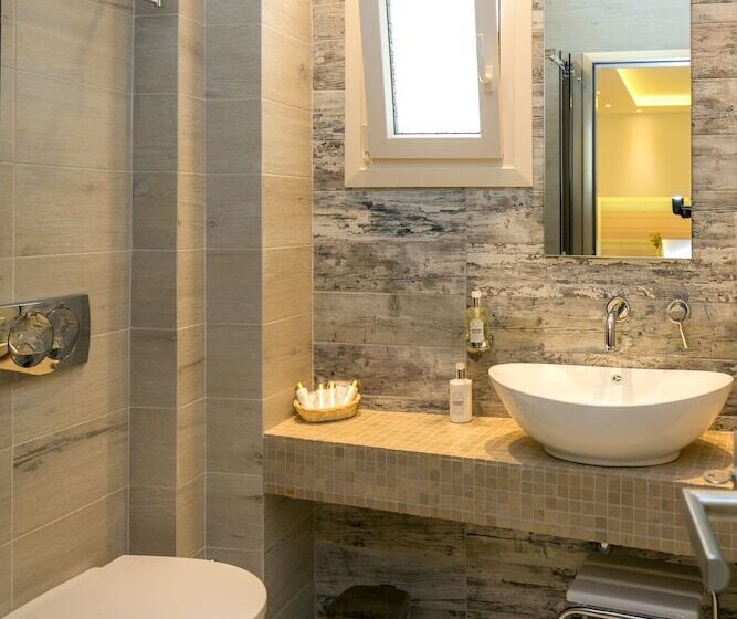 Люкс Deluxe Кровать Кинг, Lobelia Luxury Suites