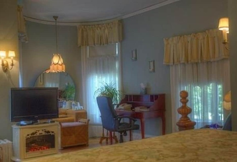 Suite Deluxe, The Oliver Inn