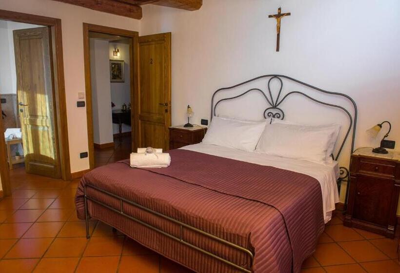 스탠다드 룸, B&b I Pini Di Storaco